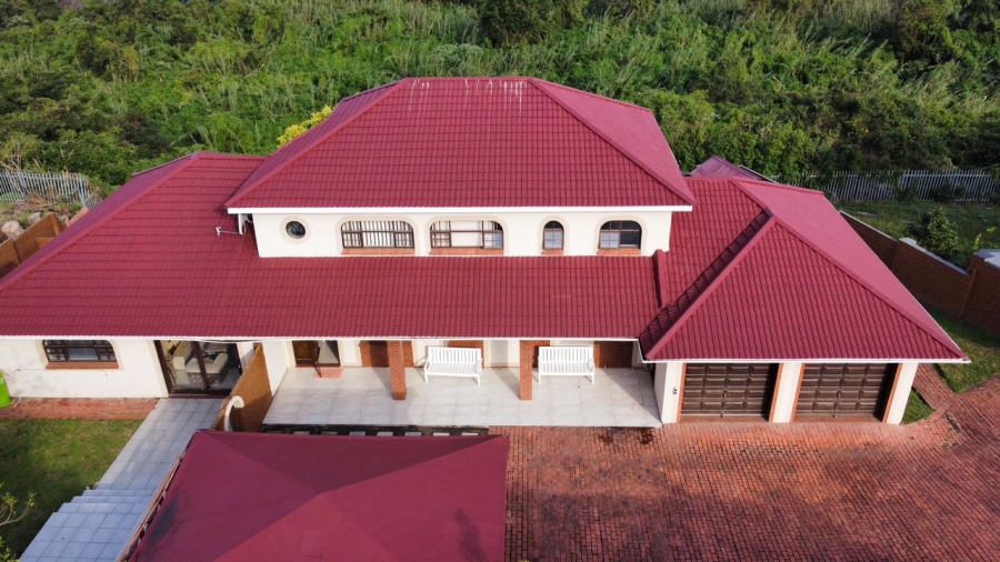 6 Bedroom Property for Sale in Baysville Eastern Cape
